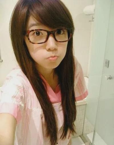 网红 小凡,网红界的璀璨新星，引领潮流的时尚达人