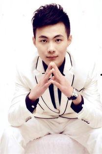 侯梦个人资料,才华横溢的年轻艺术家，绽放独特光彩